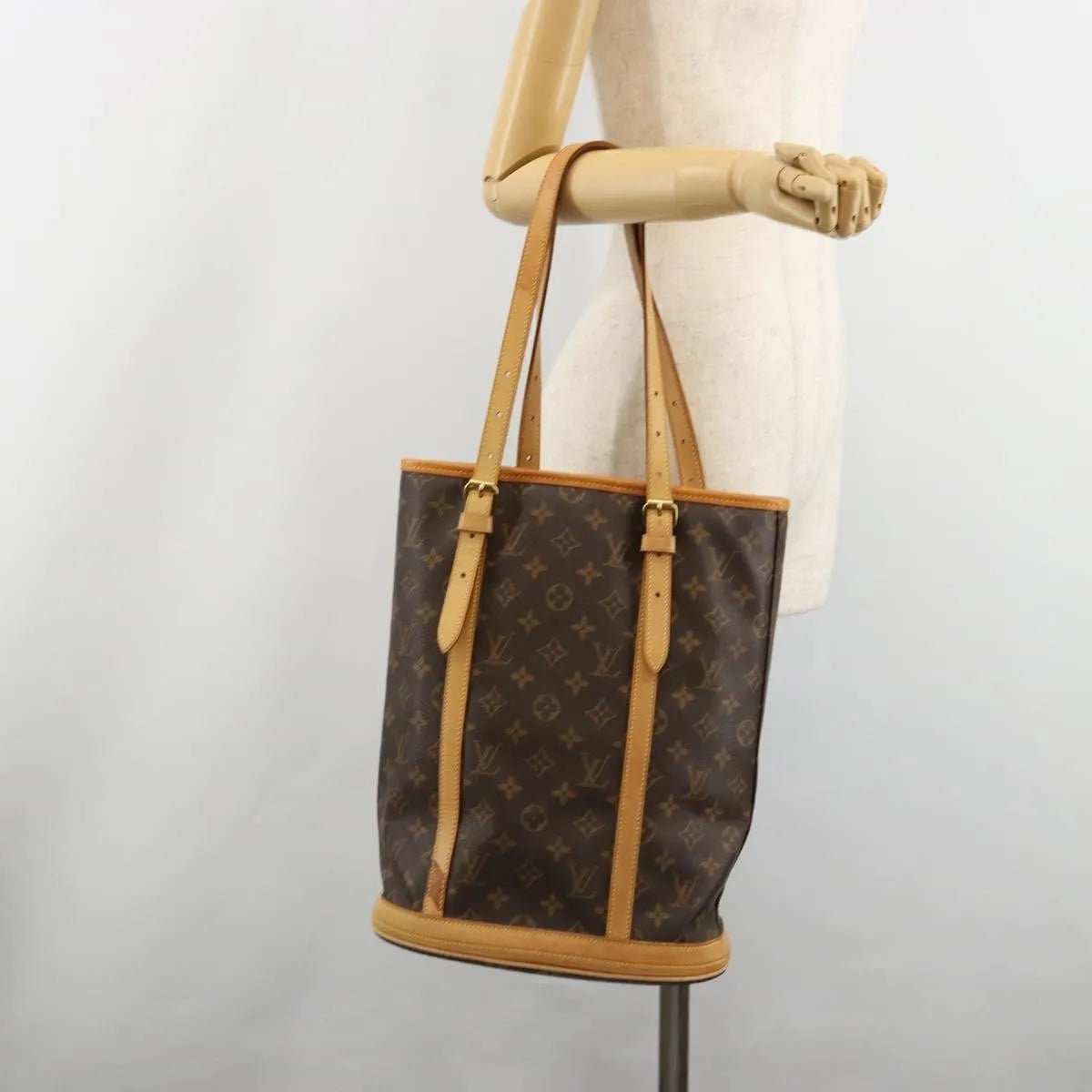 Louis Vuitton Bucket Monogram Canvas, Brown, Canvas, Tote Bag