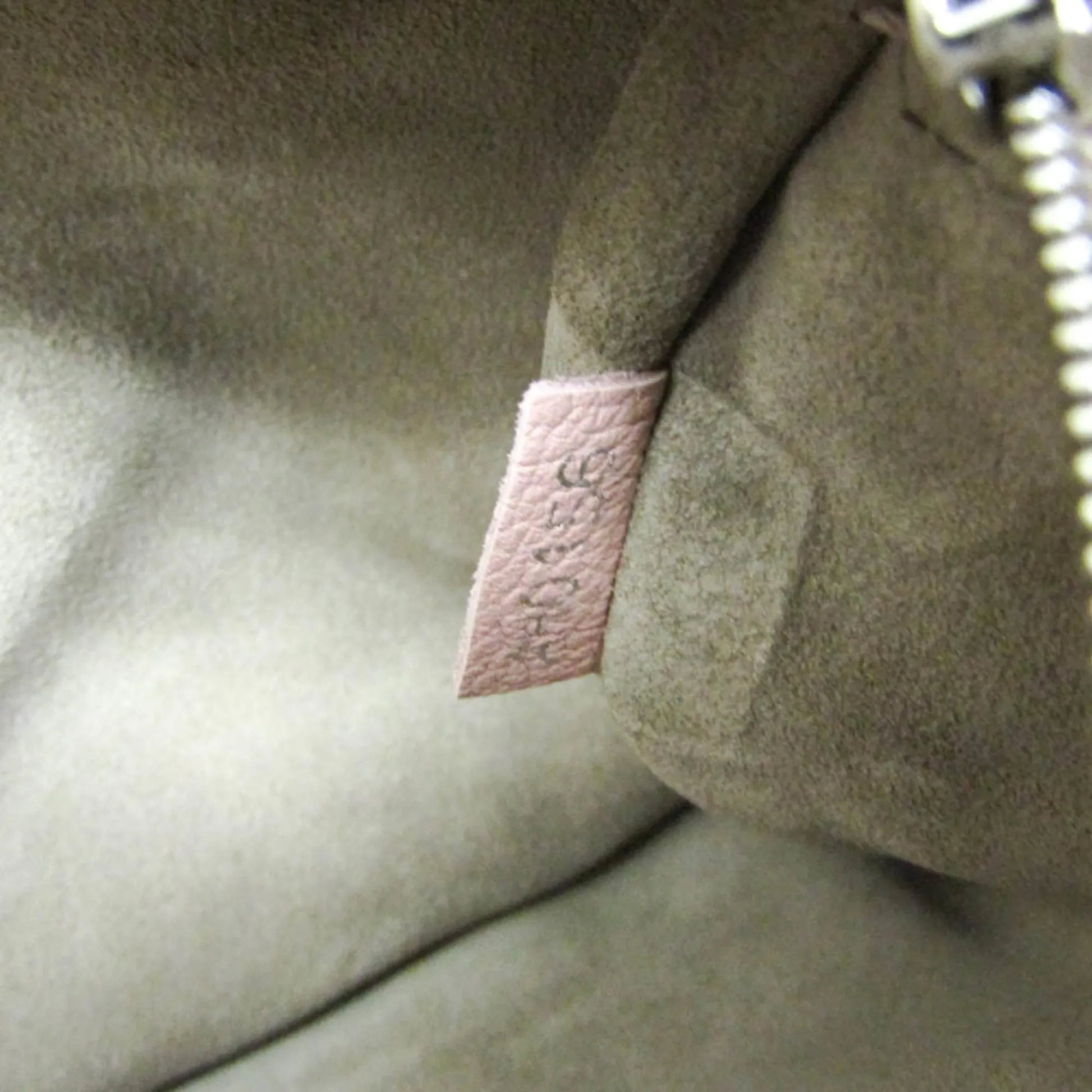 Louis Vuitton Soft Lockit Leather, Pink, Leather, Handbag