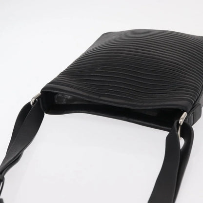 Salvatore Ferragamo Gancini Leather, Black, Leather, Shoulder Bag