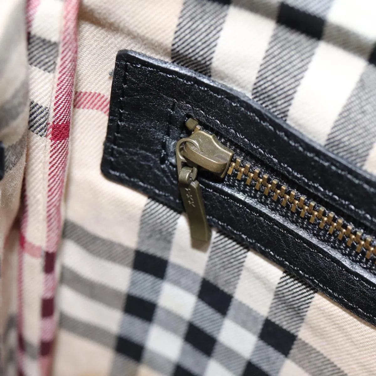 Burberry Vintage Leather, Black, Leather, Shoulder Bag