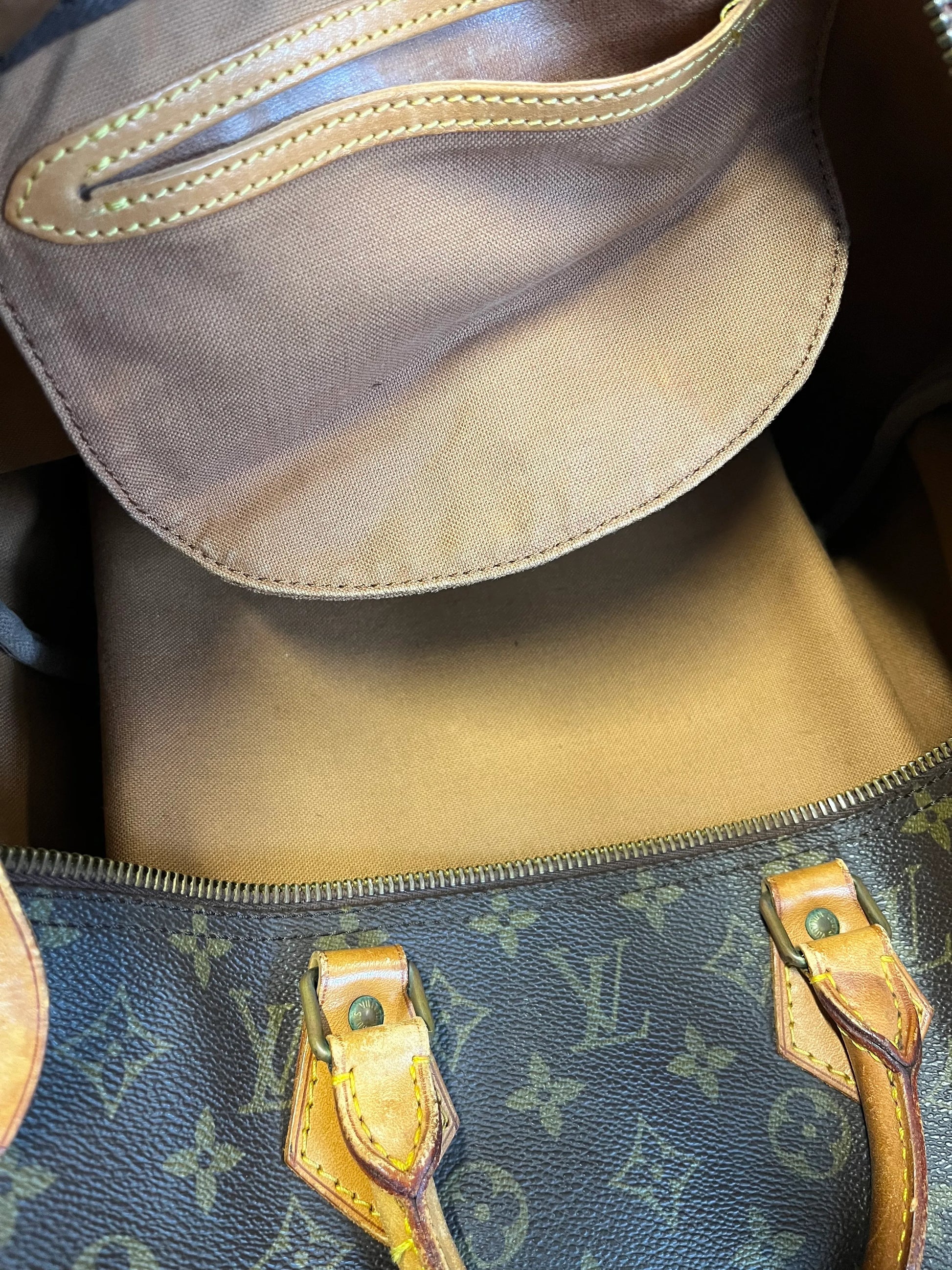 Louis Vuitton Speedy Monogram Canvas, Brown, Canvas, Handbag