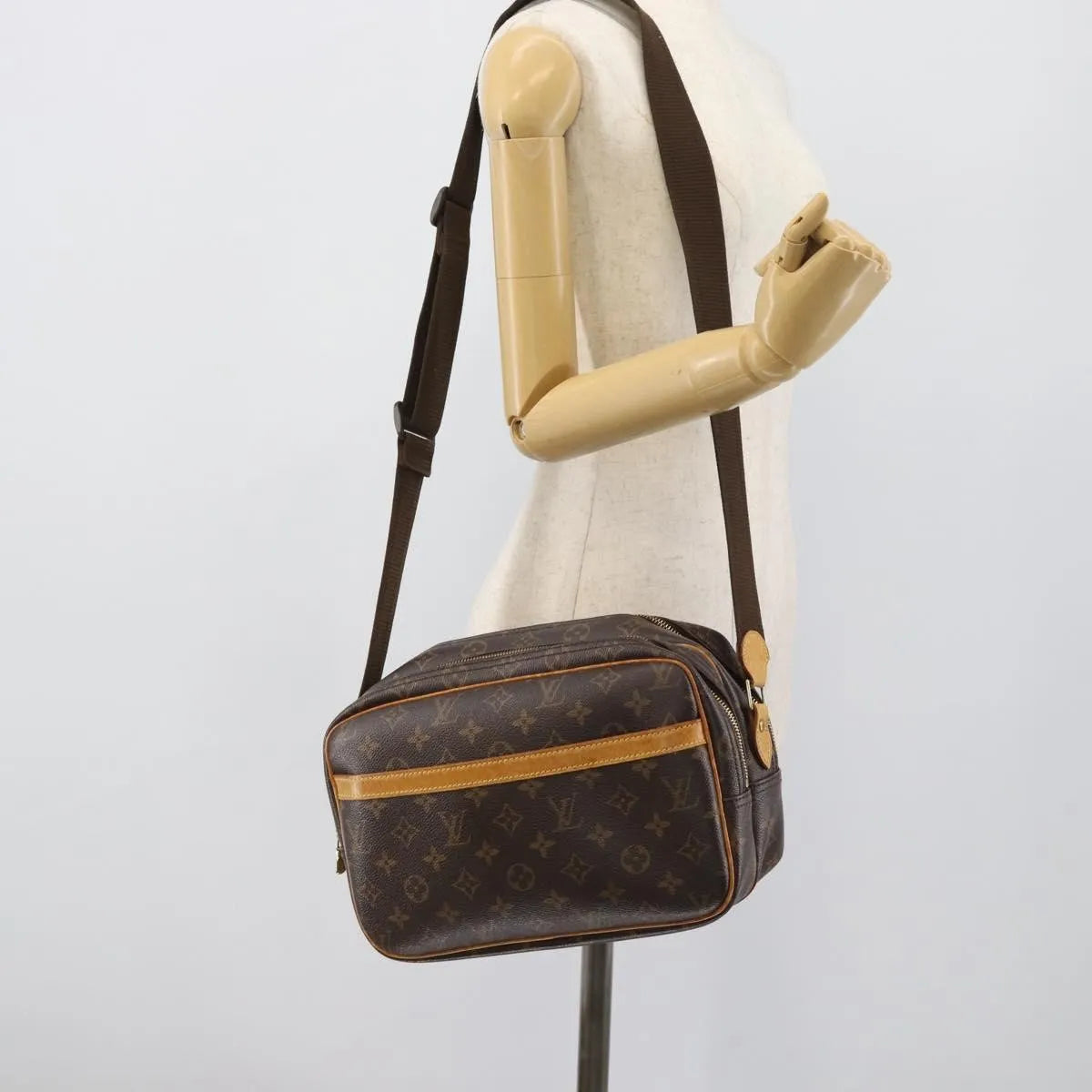 Louis Vuitton Reporter Monogram, Brown, Canvas, Shoulder Bag