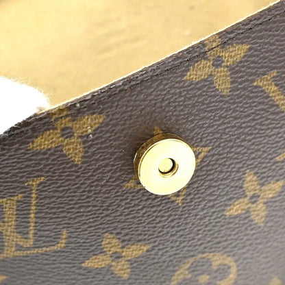 Louis Vuitton Florentine Waist Monogram Canvas, Brown, Canvas, Clutch