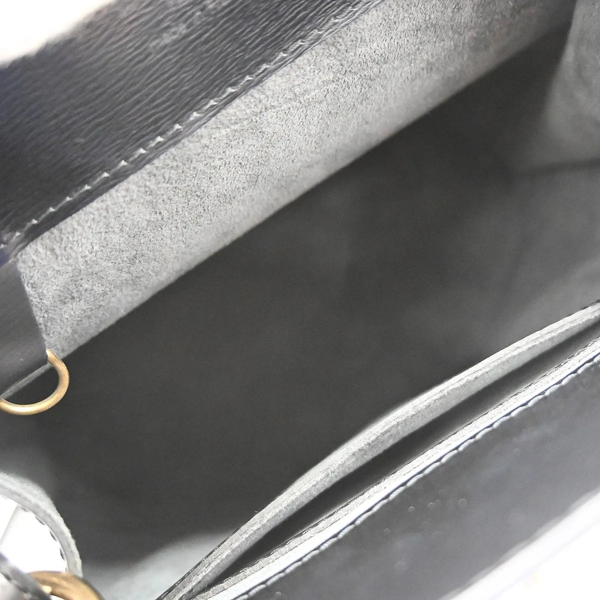 Louis Vuitton Cluny Epi, Black, Leather, Shoulder Bag