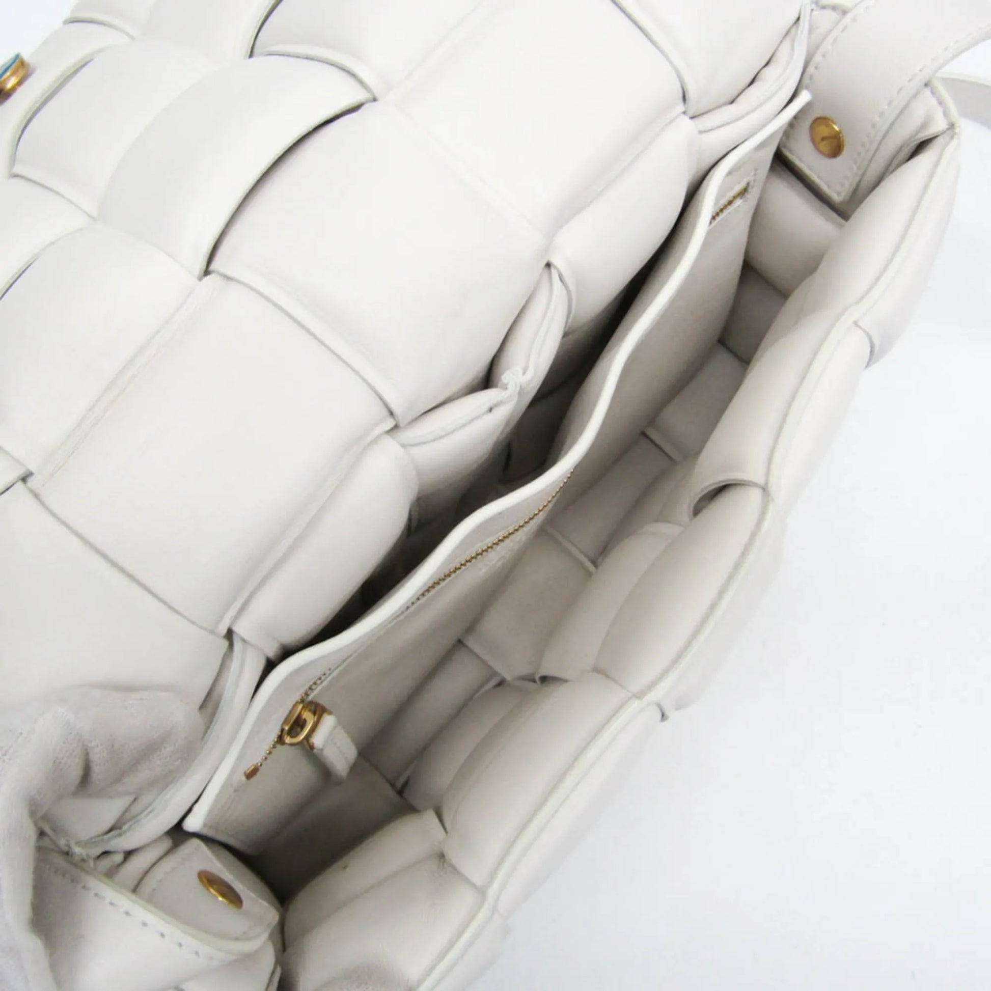 Bottega Veneta Cassette Chain Padded Maxi Intrecciato Leather, White, Leather, Shoulder Bag