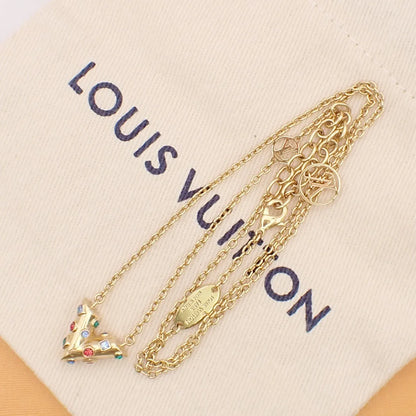 Louis Vuitton Essential V Metal, Gold, Gold Plated, Necklace