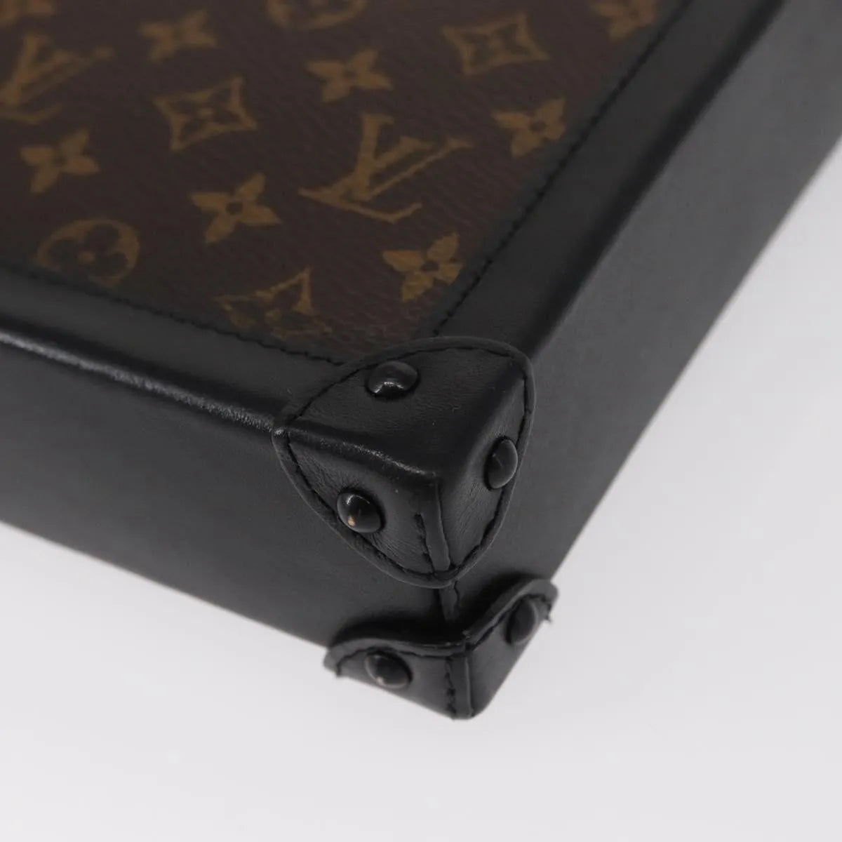 Louis Vuitton Vertical Trunk Pochette Monogram Canvas, Brown, Canvas, Clutch