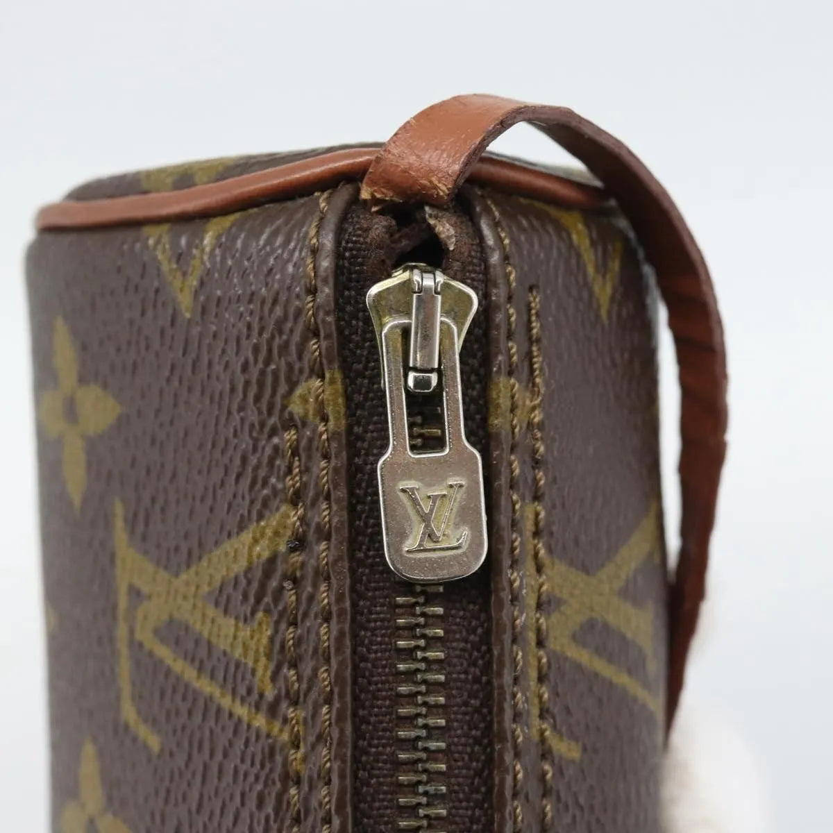 Louis Vuitton Papillon Pochette Monogram Canvas, Brown, Canvas, Clutch