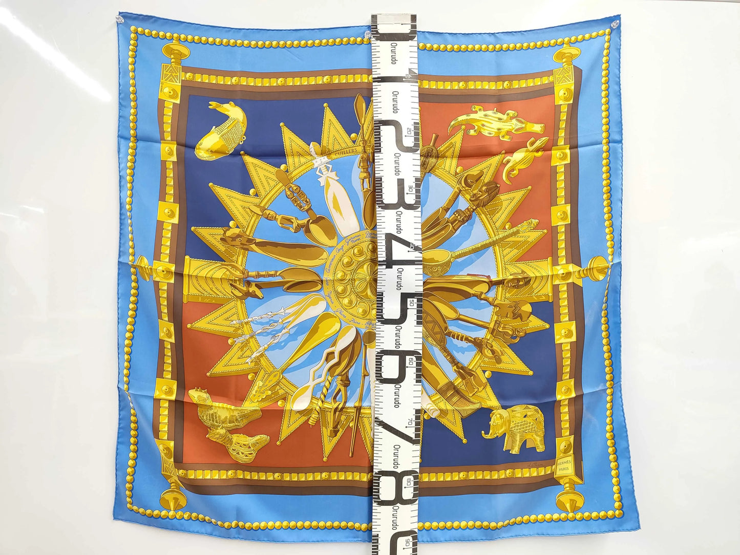 Hermes Carré 90 Silk multicolor, Multicolour, Silk, Scarf