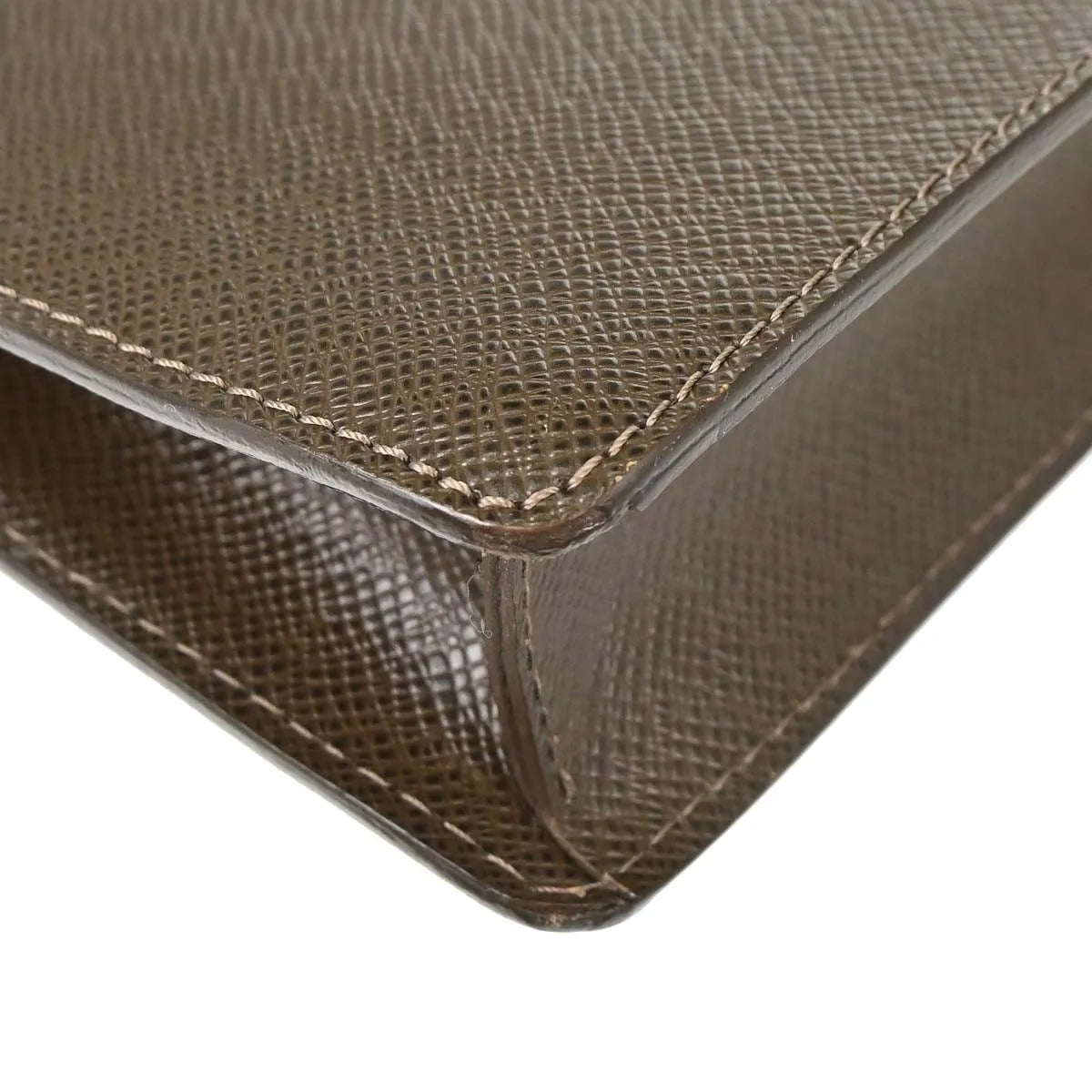 Louis Vuitton Belaia Clutch Taiga Leather, Brown, Leather, Clutch