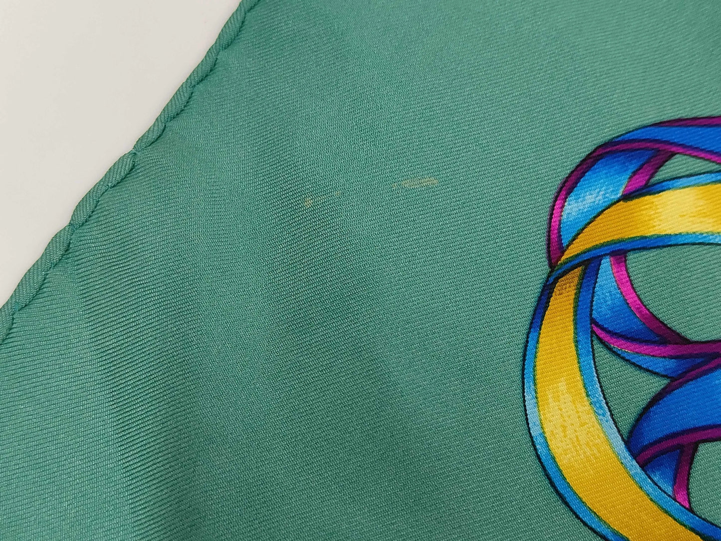 Hermes Carré 90 Silk multicolor, Multicolour, Silk, Scarf