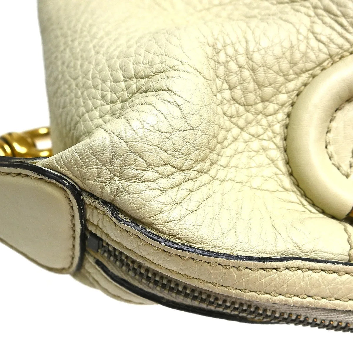 Gucci GG Shoulder Bag GG Matelasse Leather, Beige, Leather, Handbag