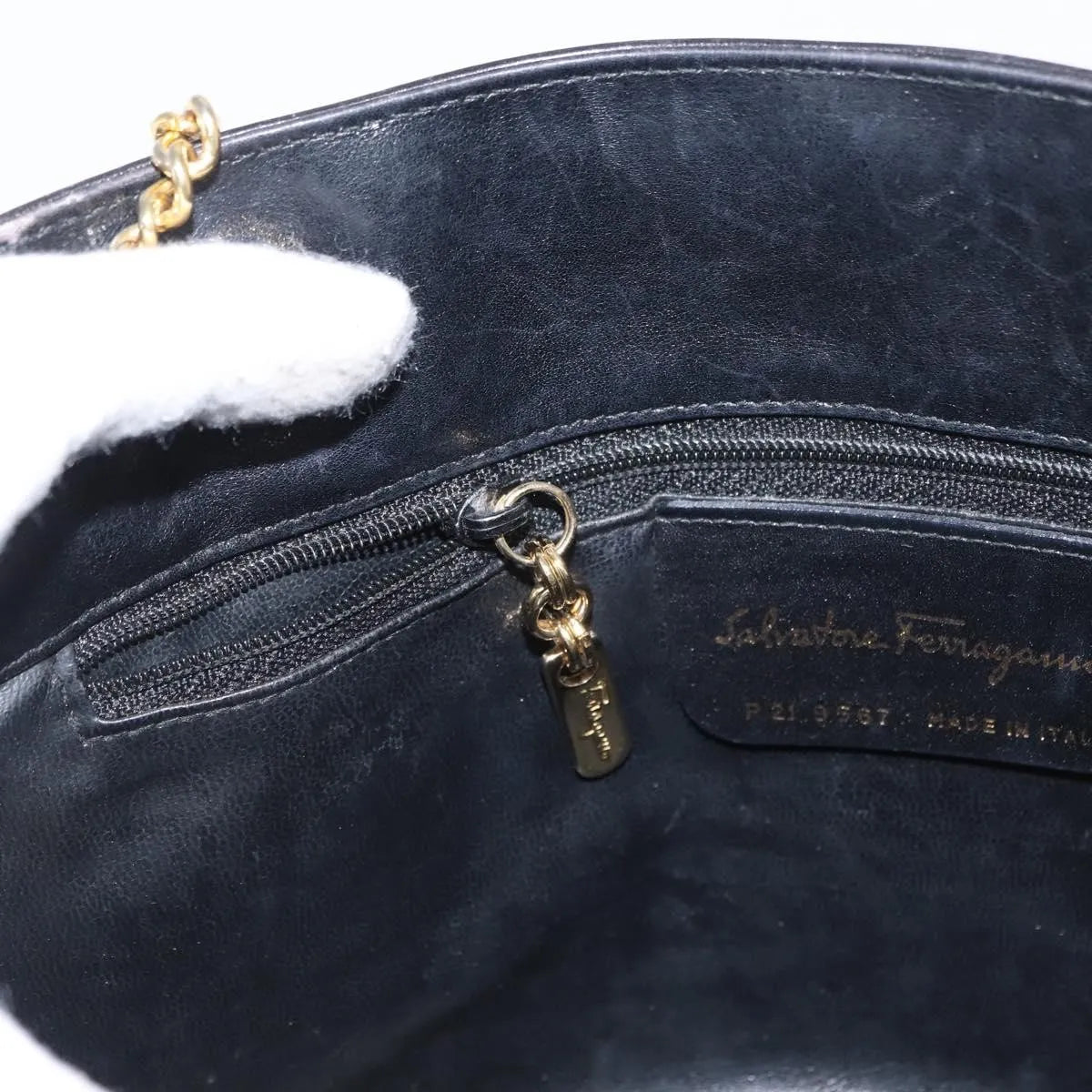 Salvatore Ferragamo Vintage Leather, Black, Leather, Shoulder Bag