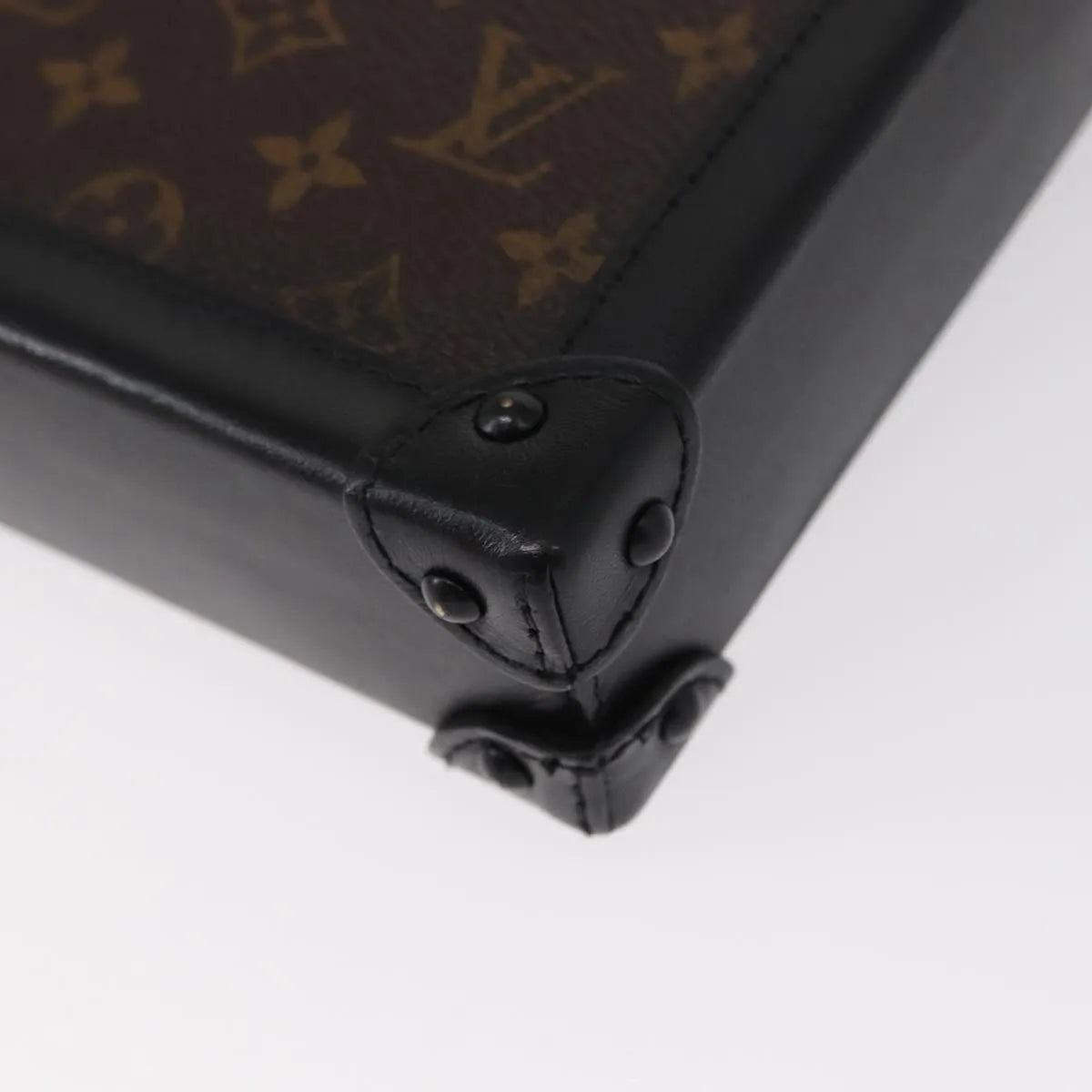 Louis Vuitton Vertical Trunk Pochette Monogram Canvas, Brown, Canvas, Clutch