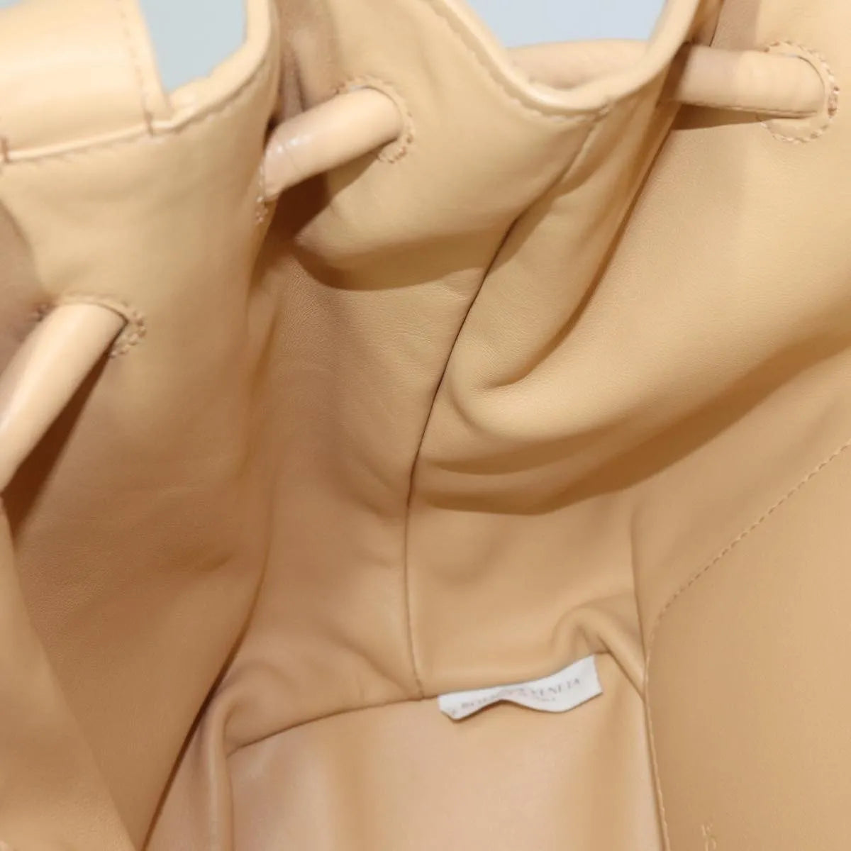 Bottega Veneta Beak Leather, Beige, Leather, Tote Bag
