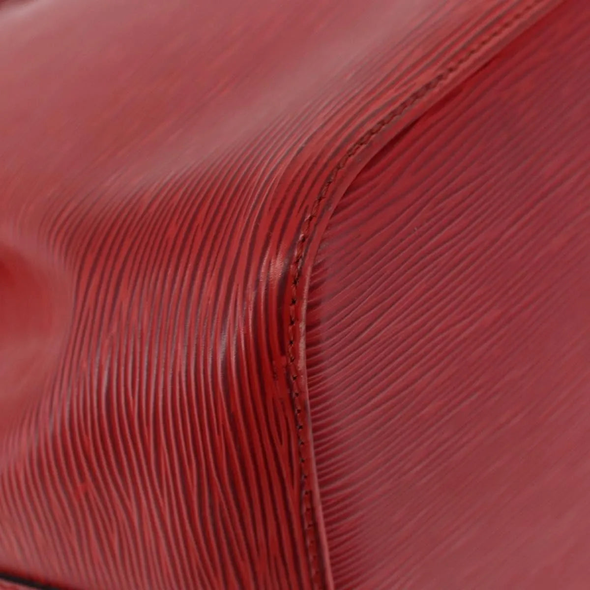 Louis Vuitton Petit Noe Epi Leather, Red, Leather, Shoulder Bag