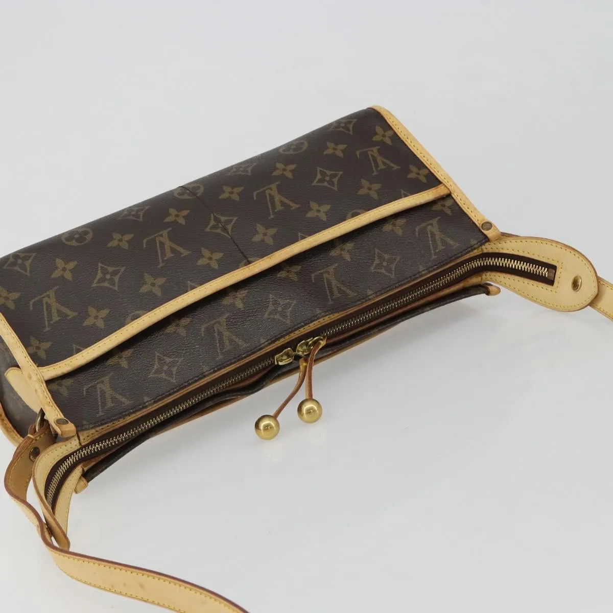 Louis Vuitton Popincourt Monogram Canvas, Brown, Canvas, Shoulder Bag