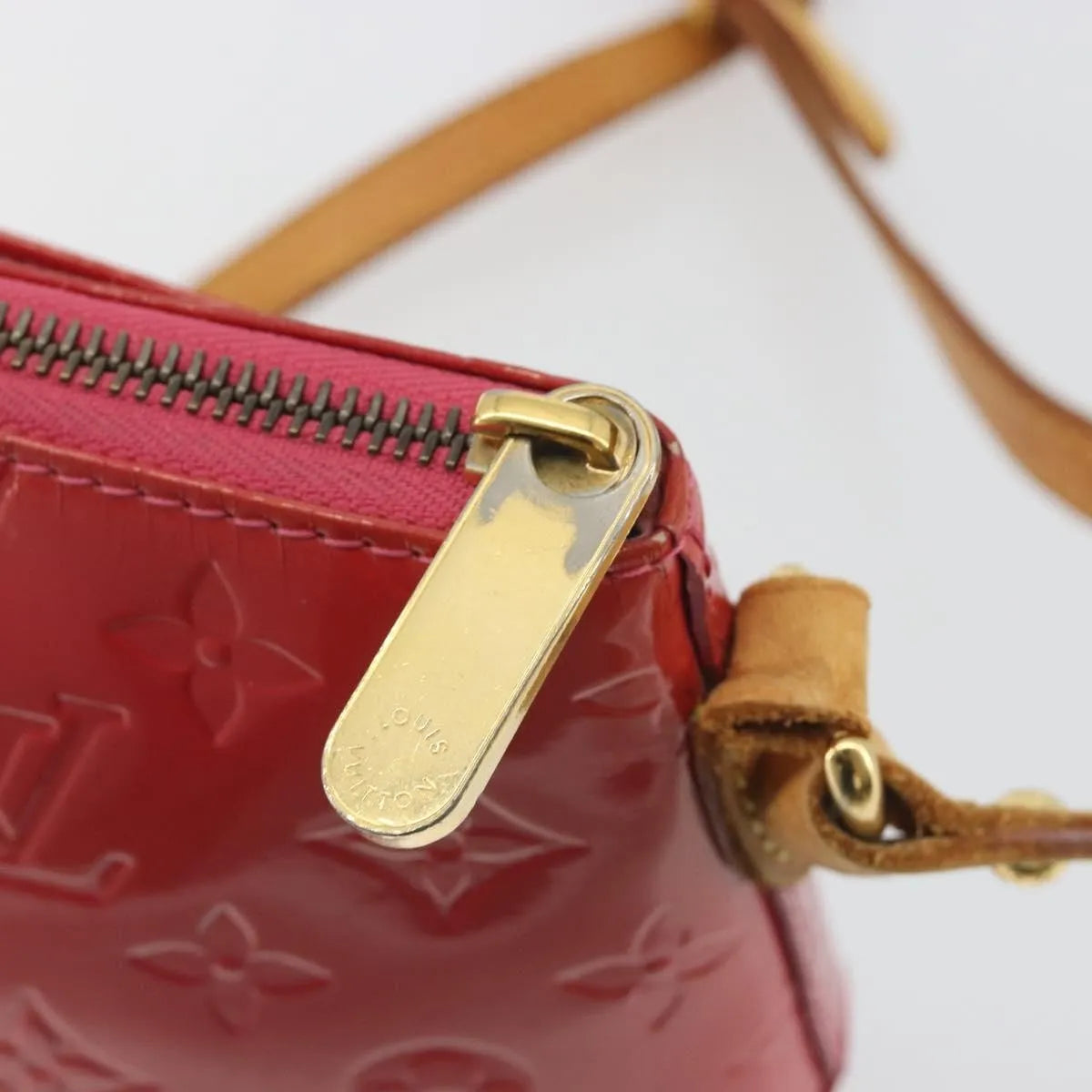 Louis Vuitton Minna Street Monogram Vernis, Pink, Patent Leather, Shoulder Bag