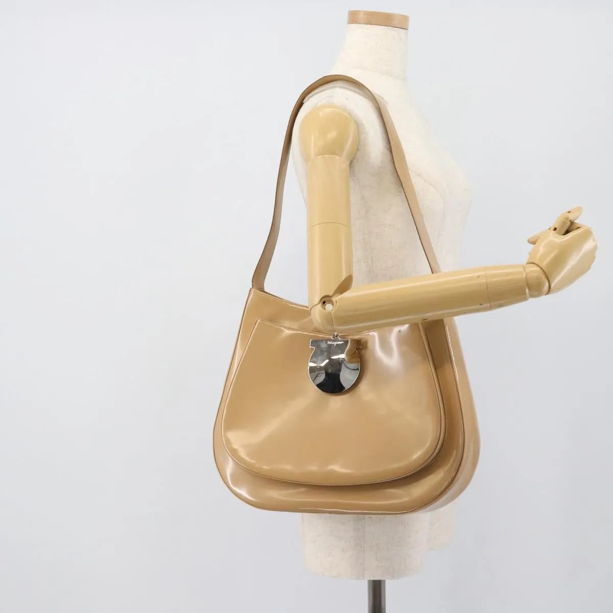 Salvatore Ferragamo Gancini Patent Leather, Beige, Patent Leather, Shoulder Bag