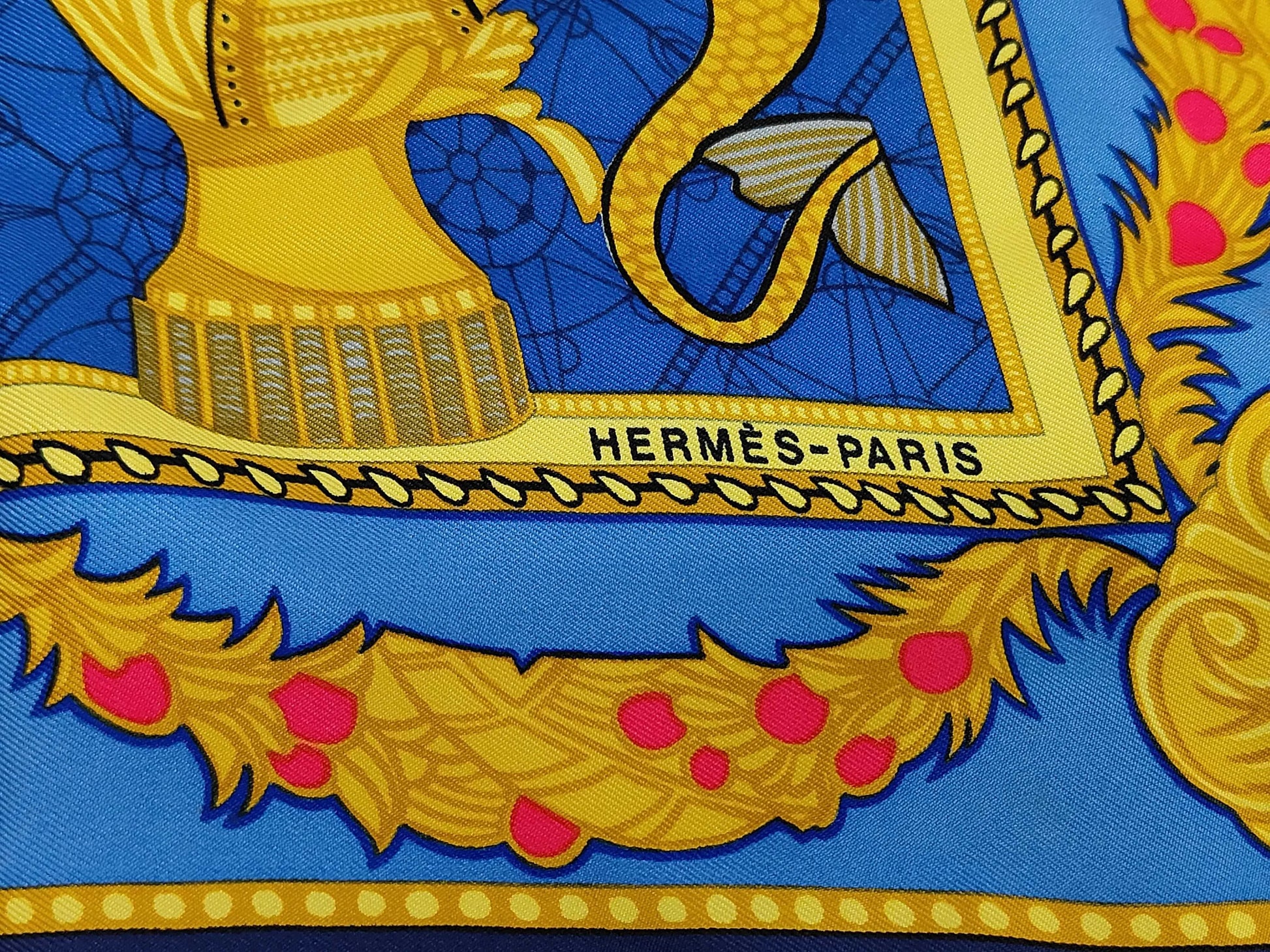 Hermes Carré 90 Silk multicolor, Multicolour, Silk, Scarf