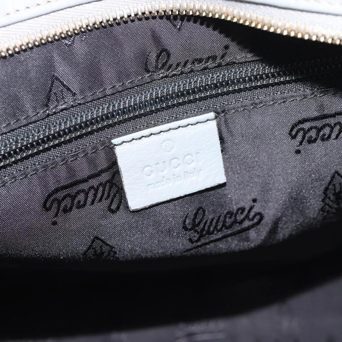 Gucci Zip Top Messenger Guccissima Leather, Gray, Canvas, Shoulder Bag