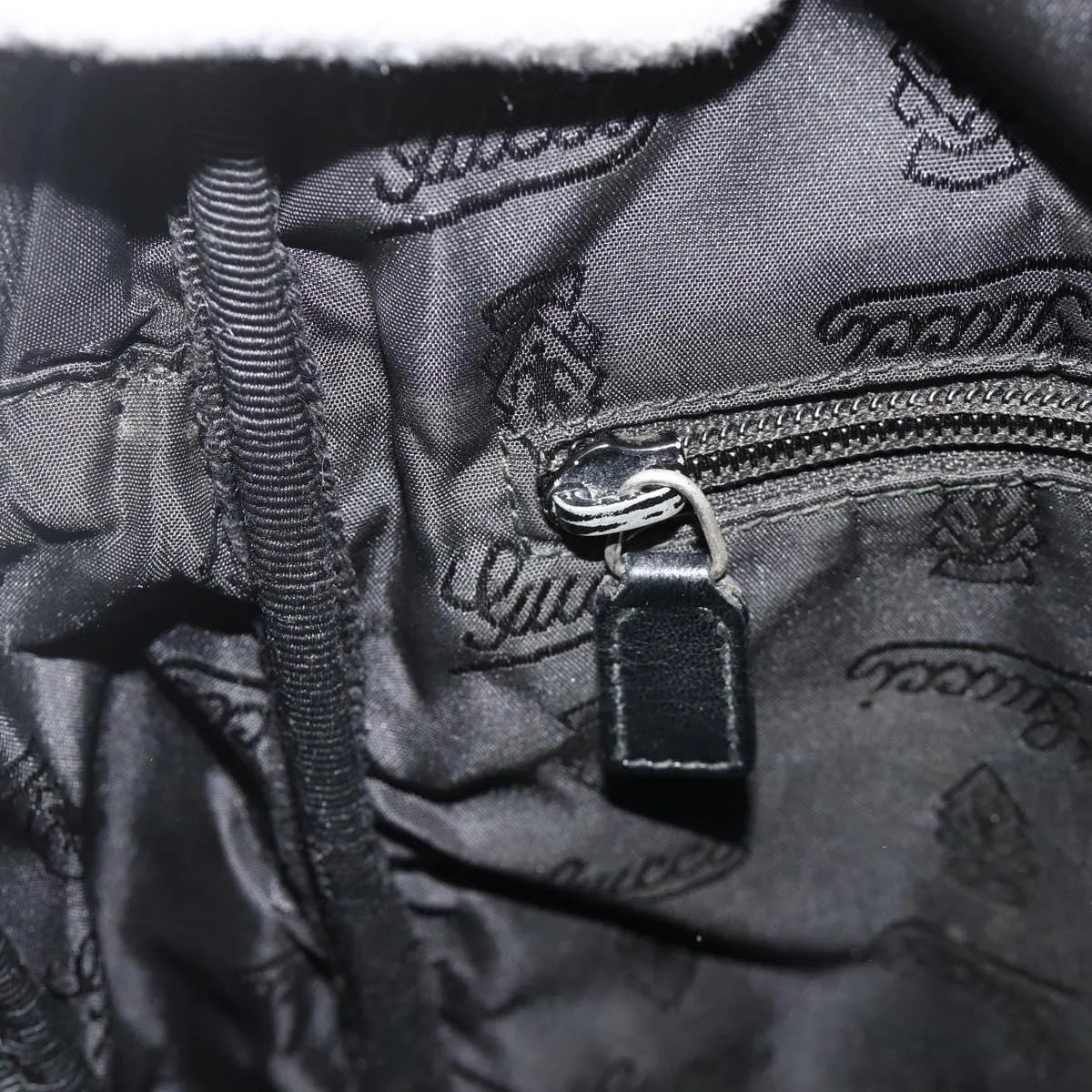 Gucci Front Zip Messenger Guccissima Leather, Black, Leather, Shoulder Bag