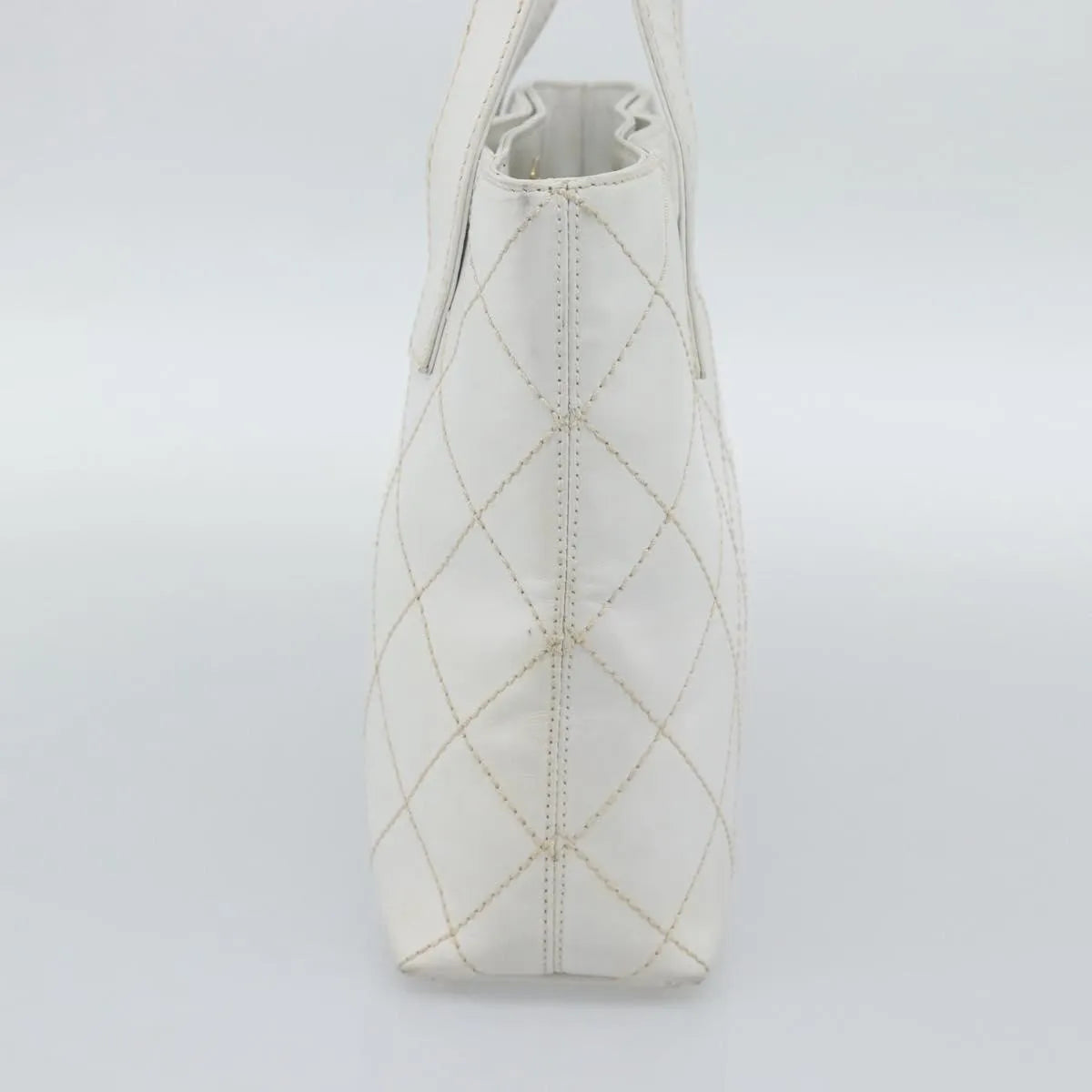 Chanel Surpique Tote Quilted Leather, White, Leather, Tote Bag