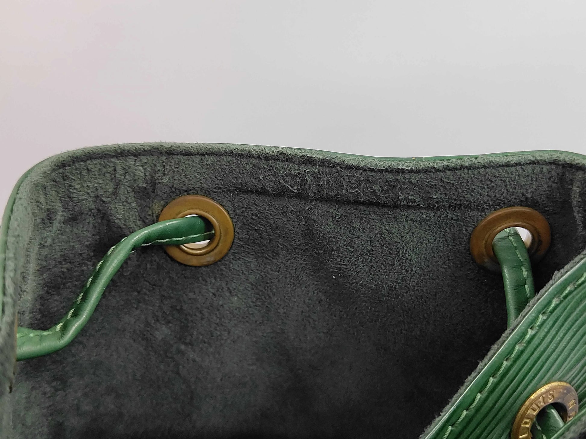 Louis Vuitton Petit Noe Epi Leather, Green, Leather, Shoulder Bag