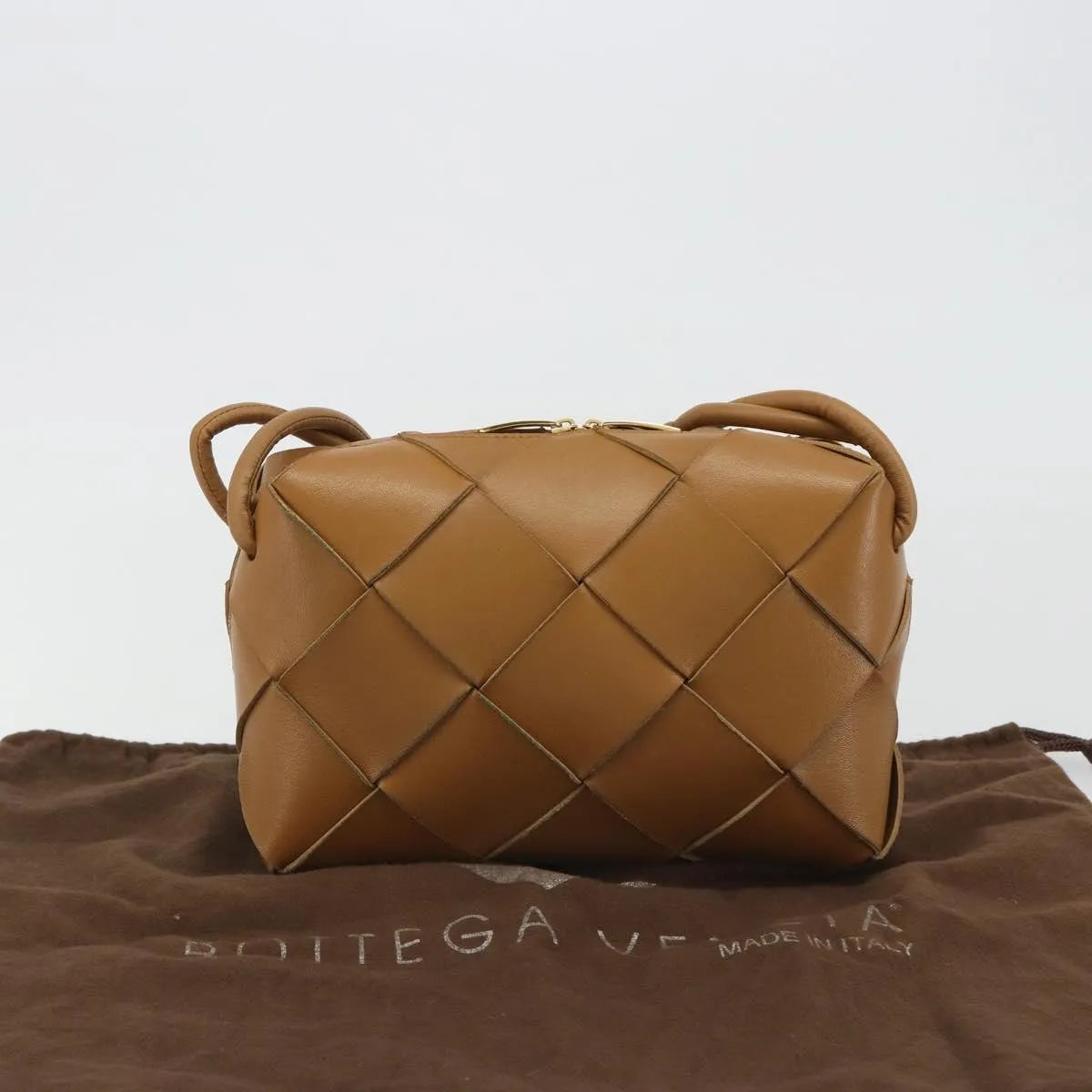 Bottega Veneta Cassette Camera Maxi Intrecciato Leather, Brown, Leather, Shoulder Bag