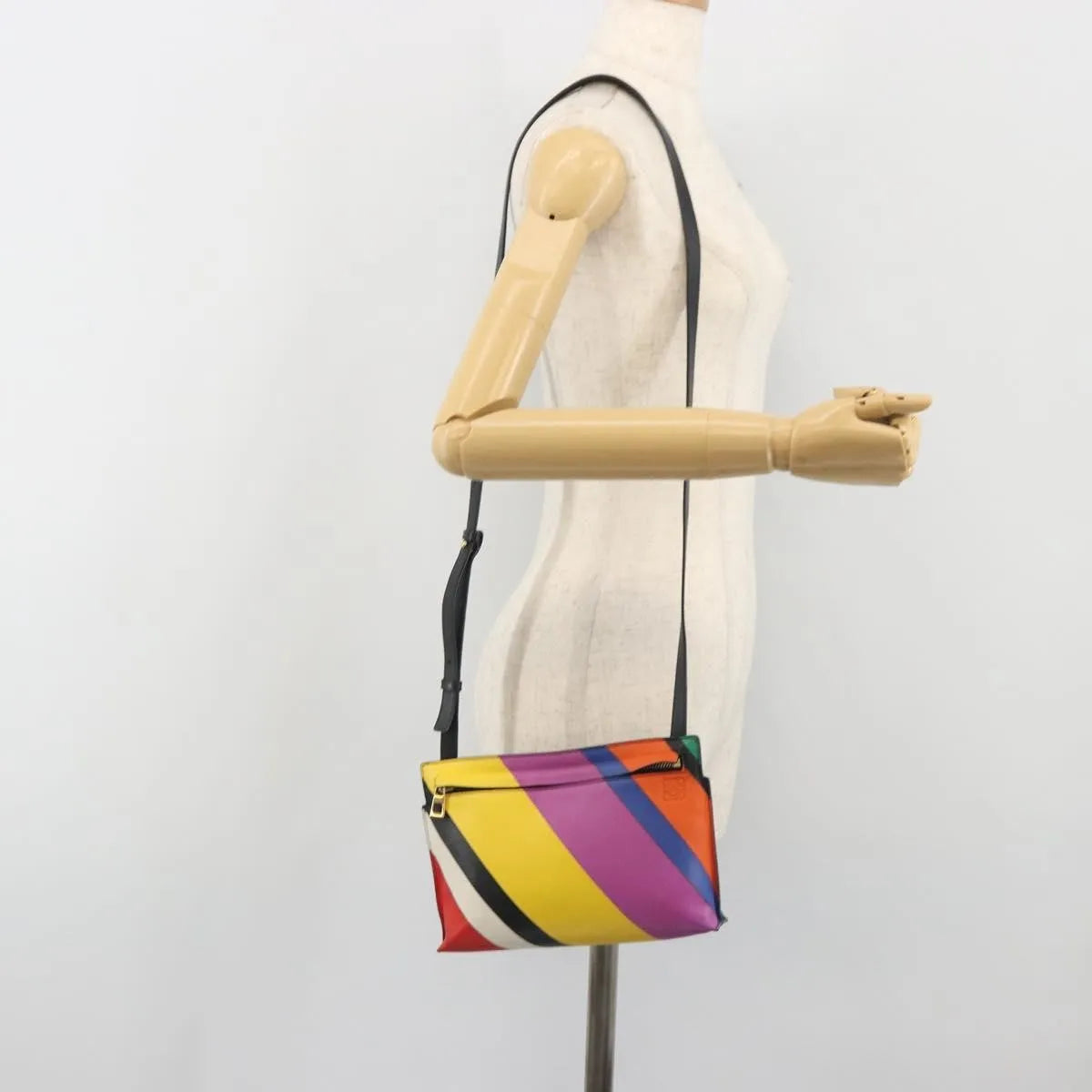 Loewe T Messenger Leather, Multicolour, Leather, Shoulder Bag