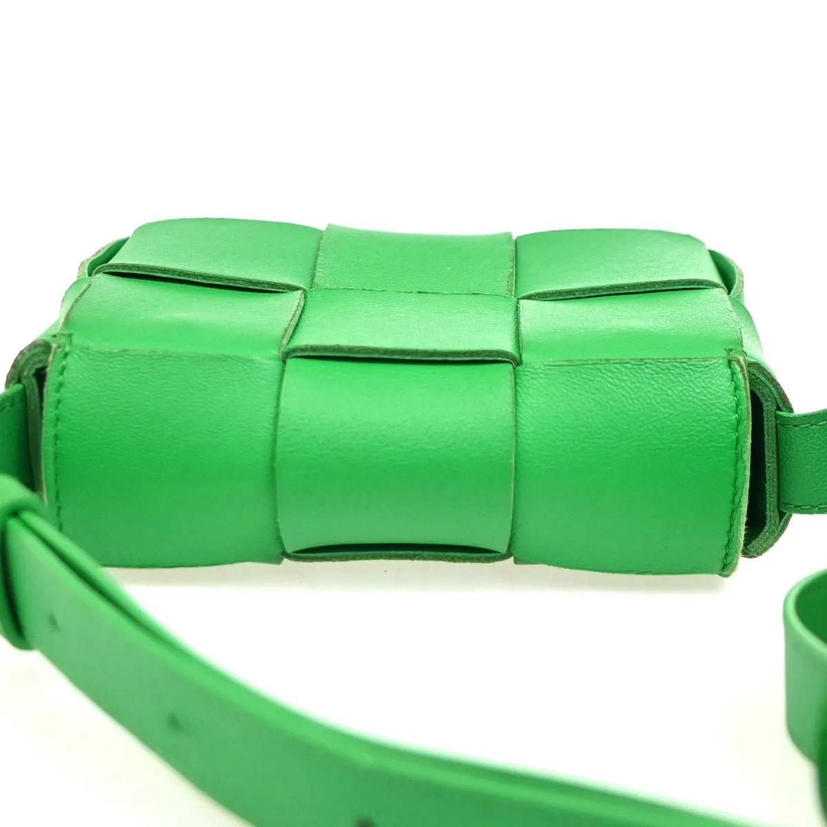 Bottega Veneta Cassette Maxi Intrecciato Leather, Green, Leather, Shoulder Bag