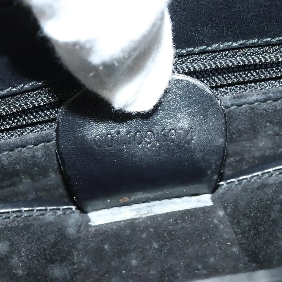 Gucci Vintage Flat Messenger Nylon and Leather, Black, Leather, Shoulder Bag