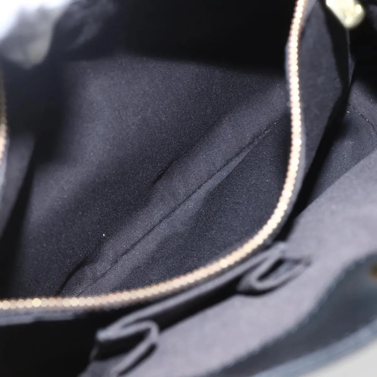 Louis Vuitton Mandara Epi Leather, Black, Leather, Shoulder Bag