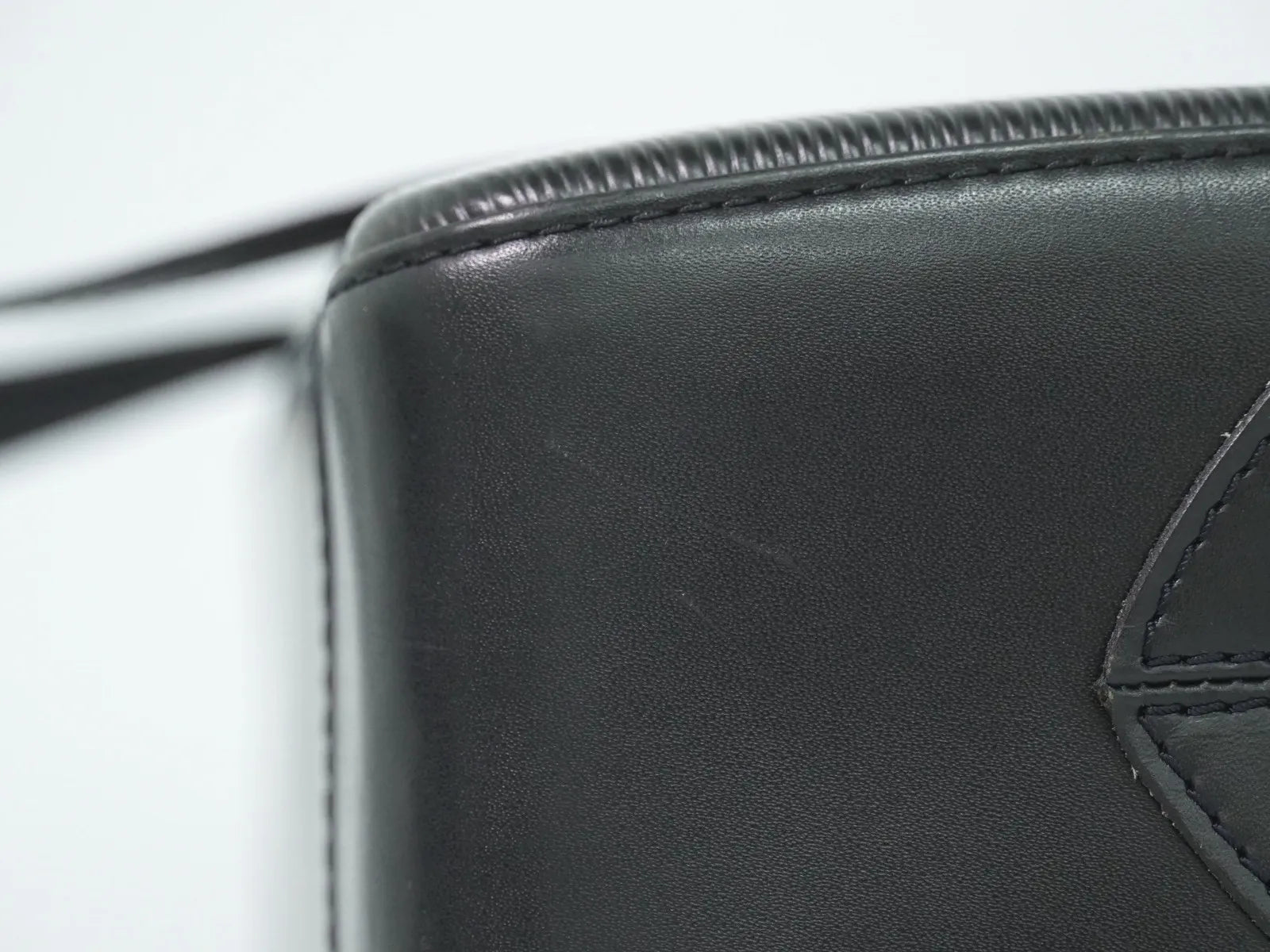 Louis Vuitton Voltaire Epi leather, Black, Leather, Shoulder Bag