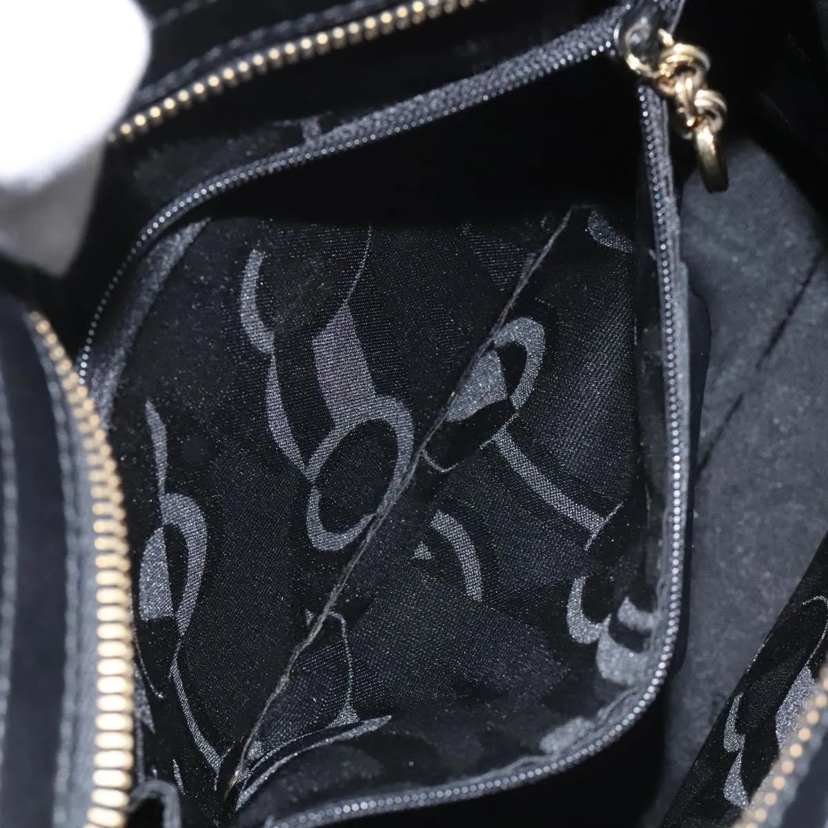Salvatore Ferragamo Vala Leather, Black, Leather, Shoulder Bag