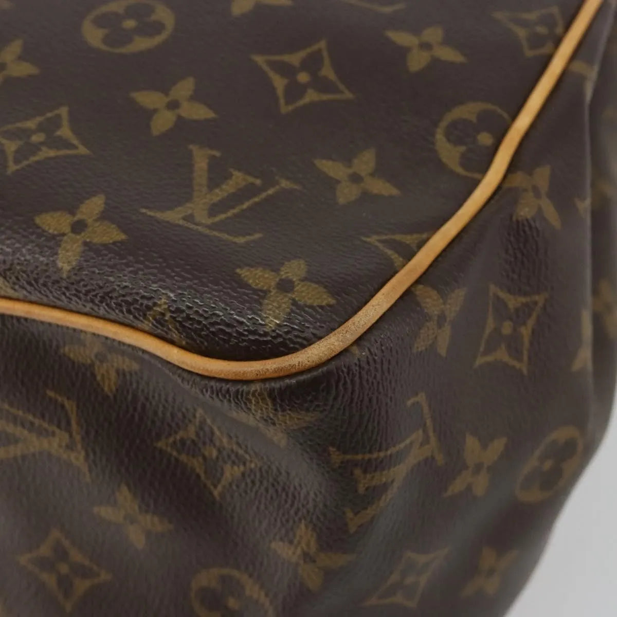 Louis Vuitton Batignolles Monogram Canvas, Brown, Canvas, Shoulder Bag