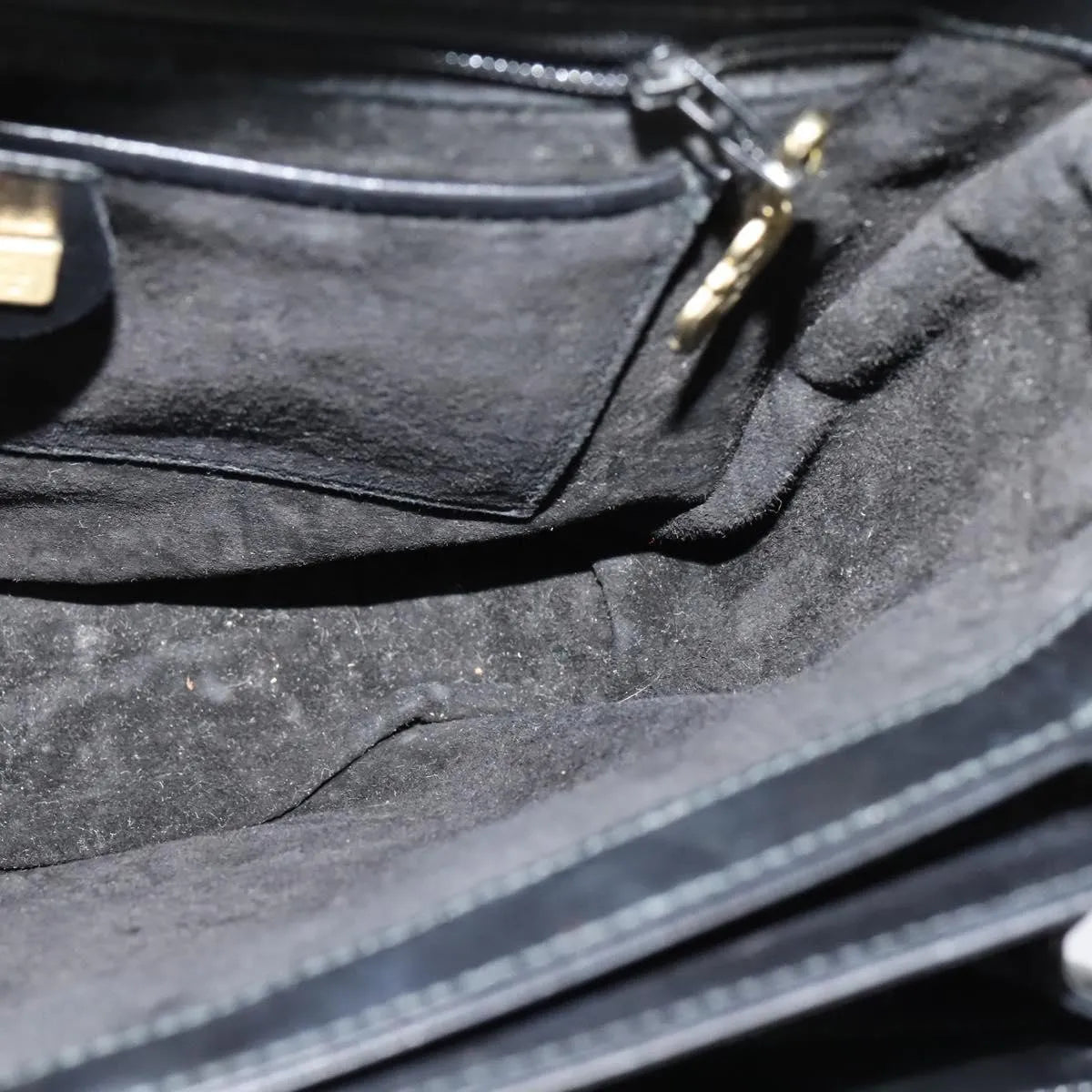 Gucci Vintage Flat Messenger Nylon and Leather, Black, Leather, Shoulder Bag
