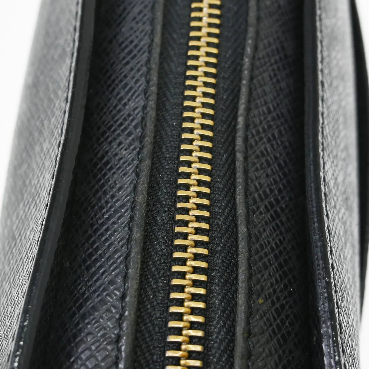 Louis Vuitton Pochette Baikal Clutch Taiga Leather, Black, Leather, Clutch