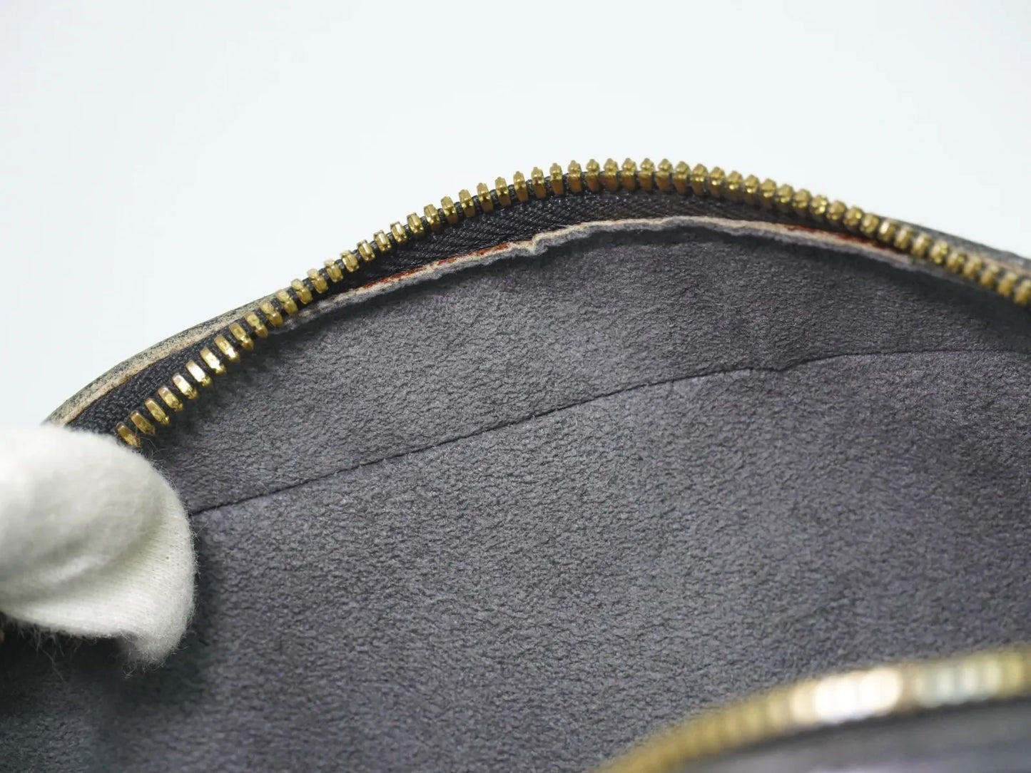 Louis Vuitton Voltaire Epi leather, Black, Leather, Shoulder Bag