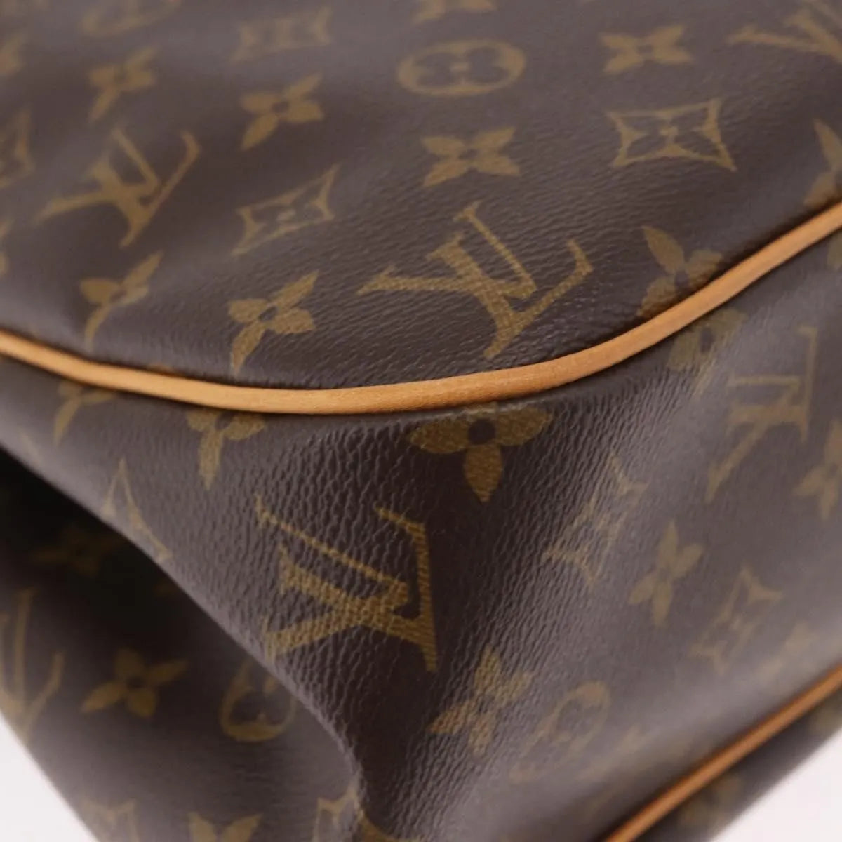 Louis Vuitton Batignolles Monogram Canvas, Brown, Canvas, Shoulder Bag