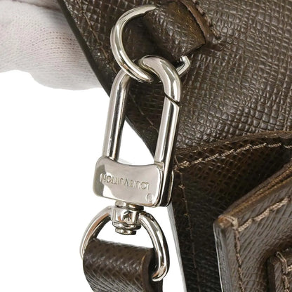 Louis Vuitton Belaia Clutch Taiga Leather, Brown, Leather, Clutch