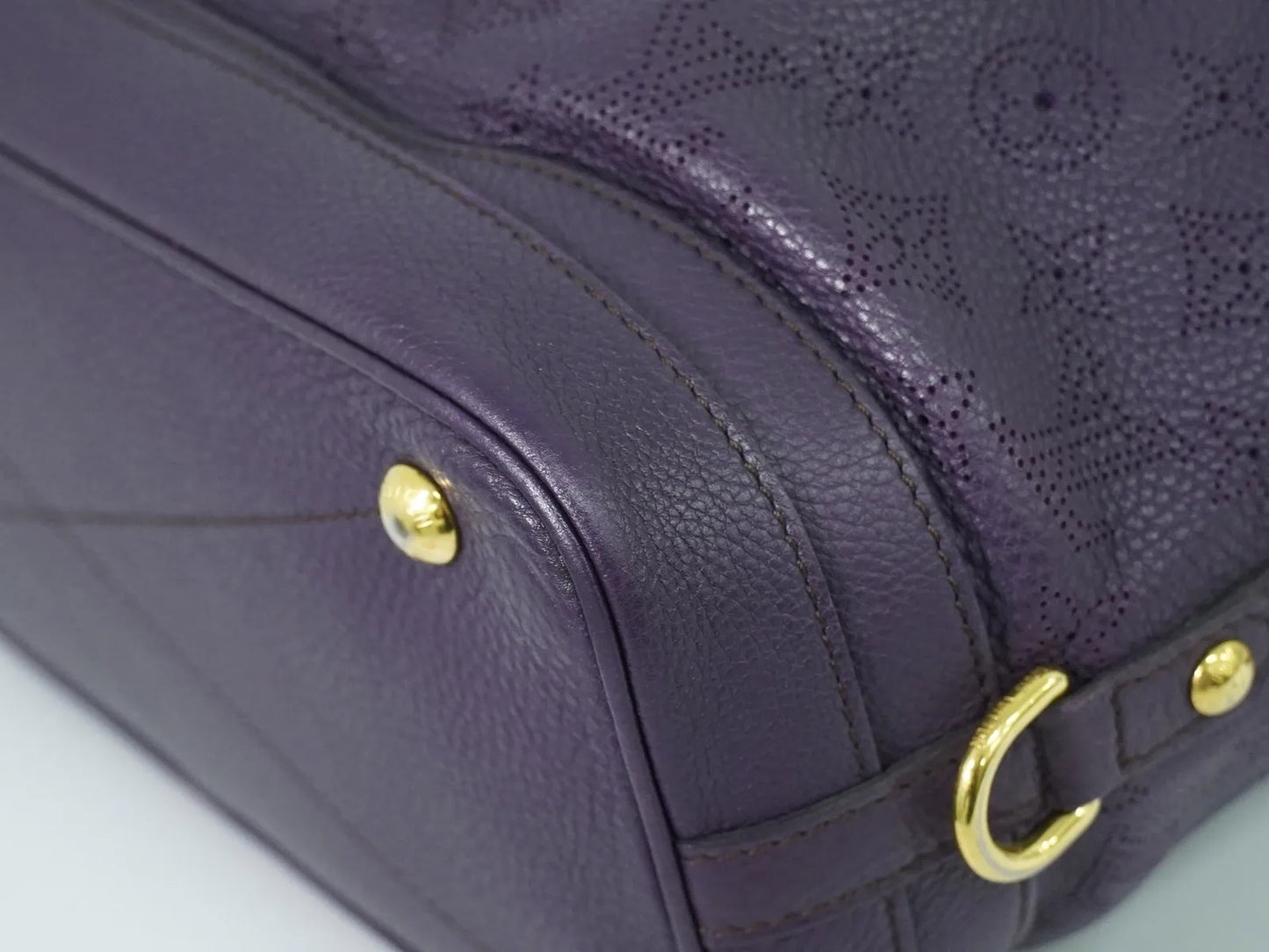 Louis Vuitton Stellar Mahina Leather, Purple, Leather, Handbag
