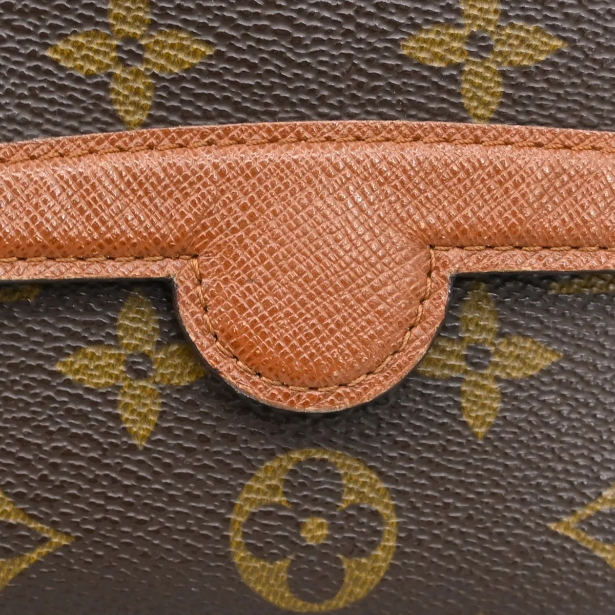 Louis Vuitton Pochette Arche Waist Monogram Canvas, Brown, Canvas, Clutch