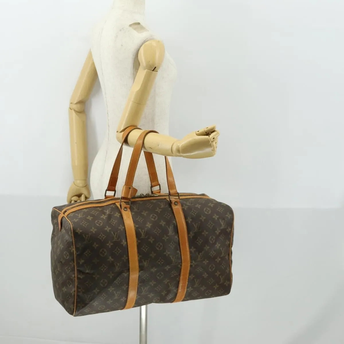 Louis Vuitton Sirius Monogram Canvas, Brown, Canvas, Travel Bag