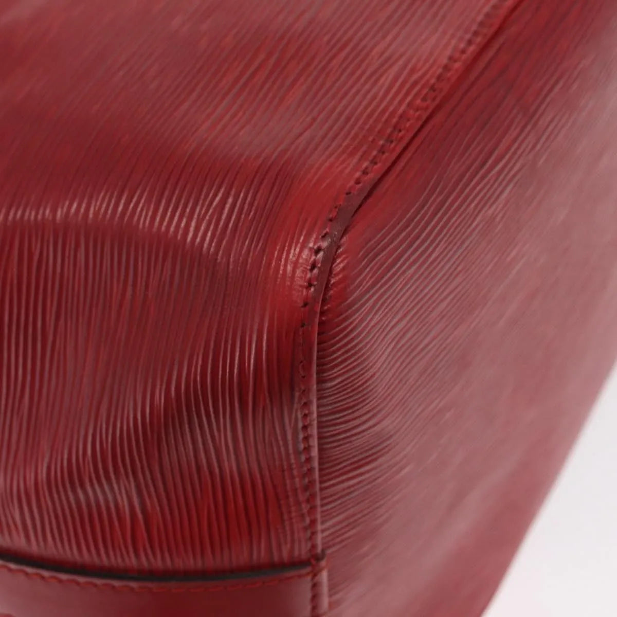 Louis Vuitton Petit Noe Epi Leather, Red, Leather, Shoulder Bag