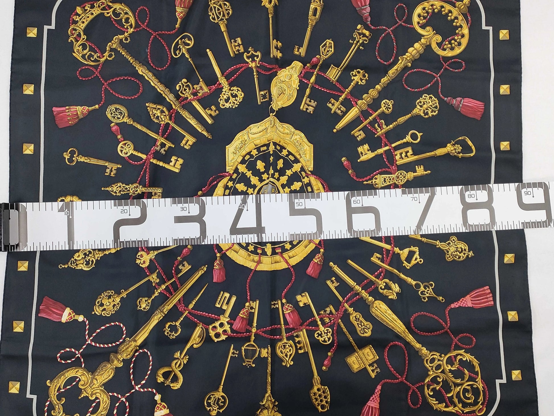 Hermes Carré 90 Silk multicolor, Multicolour, Silk, Scarf