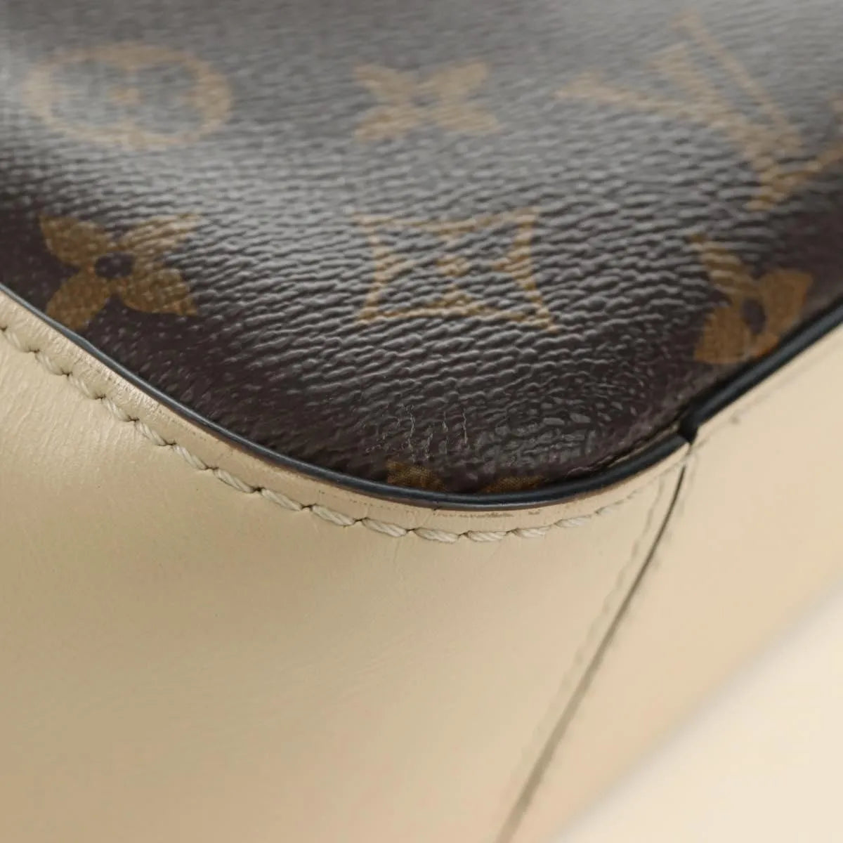 Louis Vuitton Saintonge Monogram Canvas with Leather, Brown, Canvas, Shoulder Bag