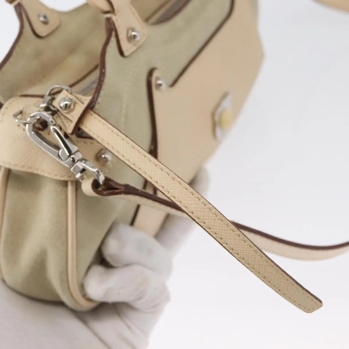 Salvatore Ferragamo Gancini Suede, Beige, Suede, Handbag