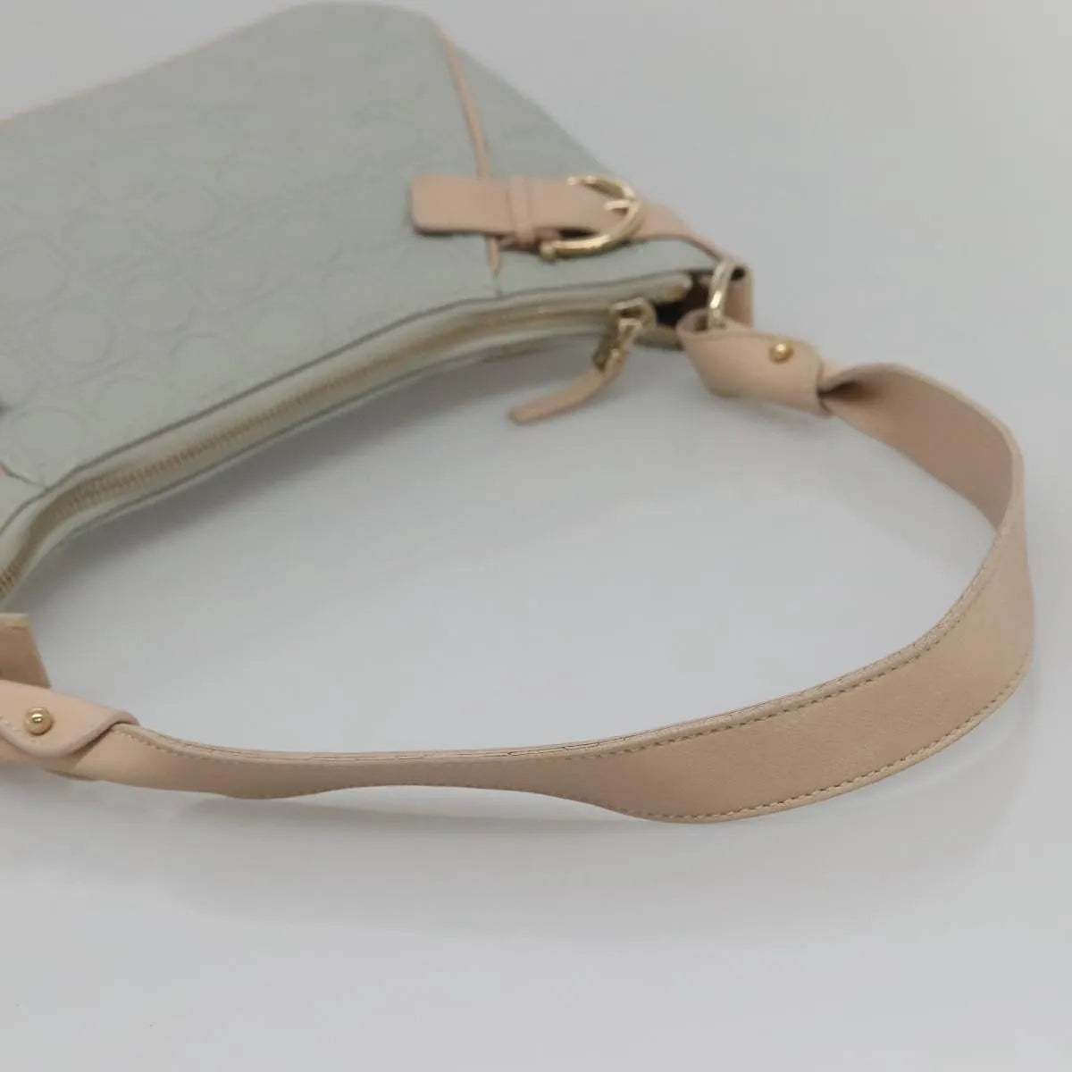 Salvatore Ferragamo Gancini Leather, Gray, Leather, Shoulder Bag