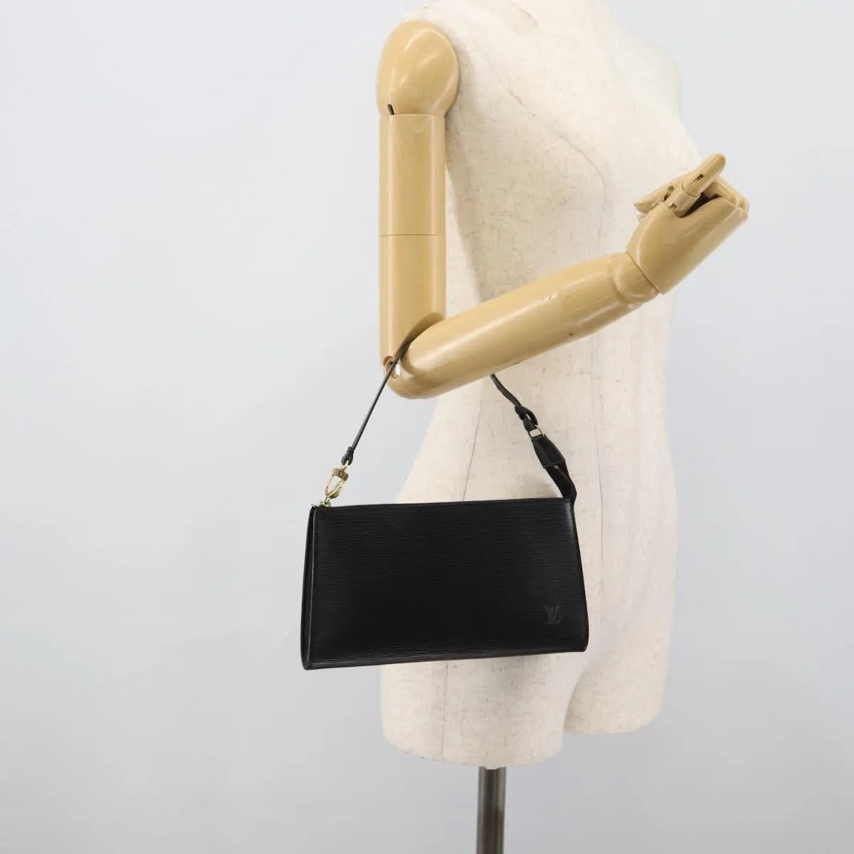 Louis Vuitton Pochette Accessoires Epi, Black, Leather, Clutch